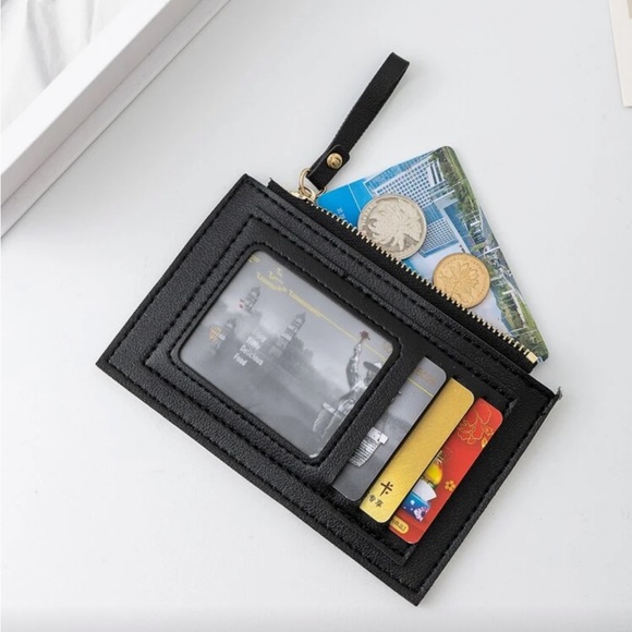 ⚠️Clearance Black and White Cow Print Wallet - Picture 4 of 4